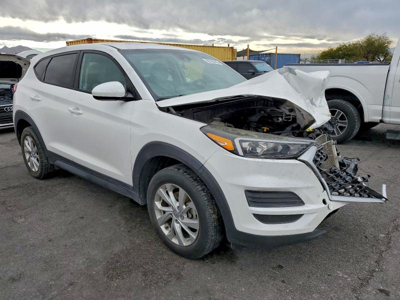 Photo 4 from auction – 2020 HYUNDAI TUCSON SE with VIN KM8J2CA44LU133807