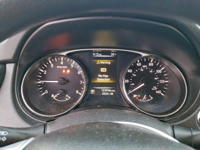 Photo 9 from auction – 2015 NISSAN ROGUE S with VIN 5N1AT2MV8FC883734