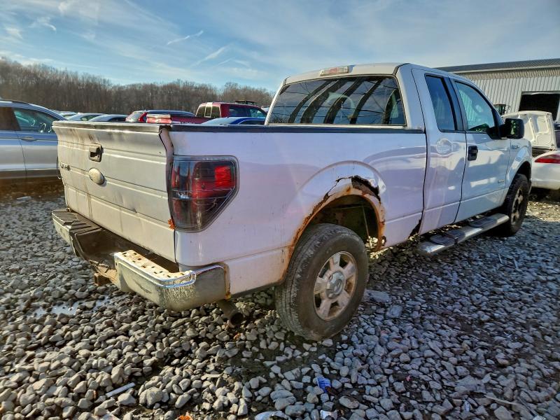 Photo 3 from auction – 2011 FORD F150 SUPER with VIN 1FTFX1ET4BFB88097