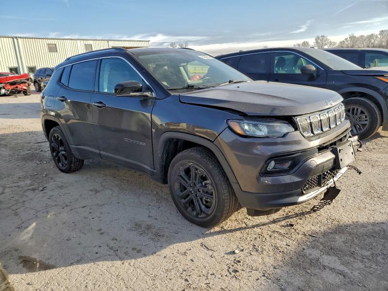 Photo 4 from auction – 2022 JEEP COMPASS with VIN 3C4NJDCB6NT170686