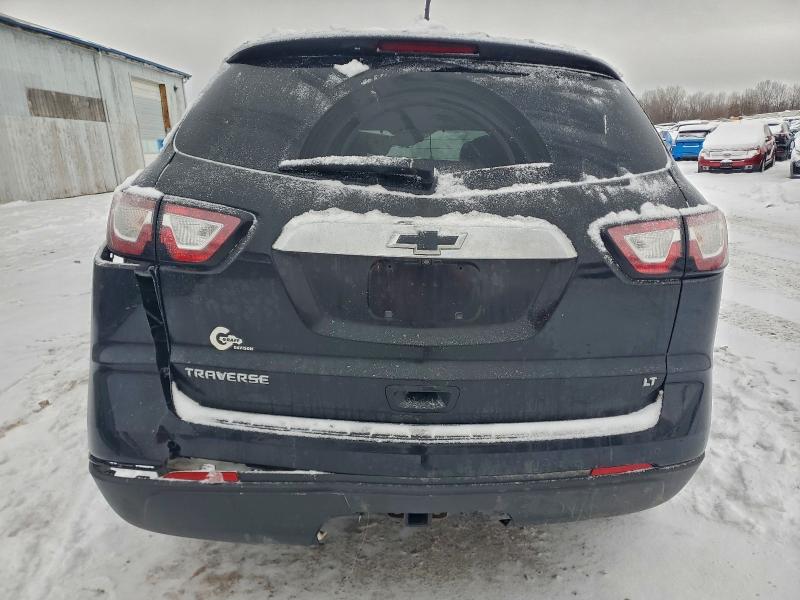 Photo 6 from auction – 2017 CHEVROLET TRAVERSE L with VIN 1GNKRGKD7HJ343974