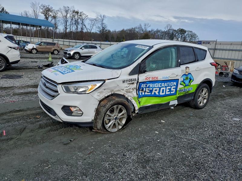 FORD ESCAPE SE 2019 with VIN 1FMCU0GD3KUB74923 - Photo from auction