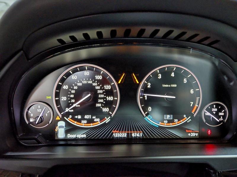 Photo 9 from auction – 2018 BMW X5 XDRIVE3 with VIN 5UXKR0C50J0Y01307