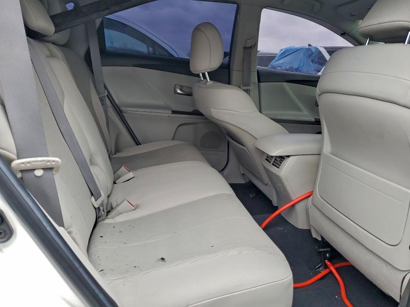 Photo 11 from auction – 2010 TOYOTA VENZA with VIN 4T3BA3BB1AU018123