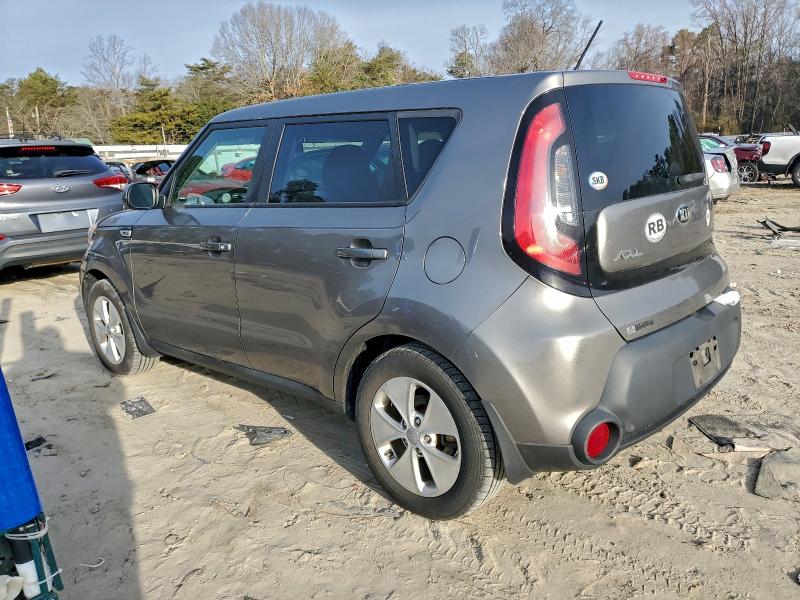 Photo 2 from auction – 2016 KIA SOUL with VIN KNDJN2A24G7374291