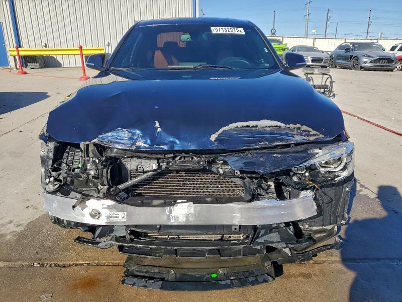 Photo 5 from auction – 2016 BMW 328 I SULE with VIN WBA8E9C54GK648758