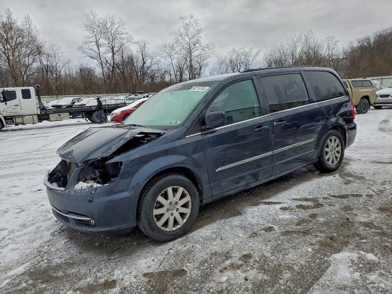 CHRYSLER TOWN & COU 2013 with VIN 2C4RC1BG4DR605200 - Photo from auction