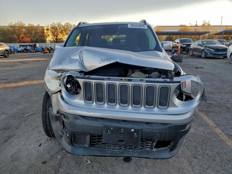 Photo 5 from auction – 2016 JEEP RENEGADE with VIN ZACCJADT7GPC91654