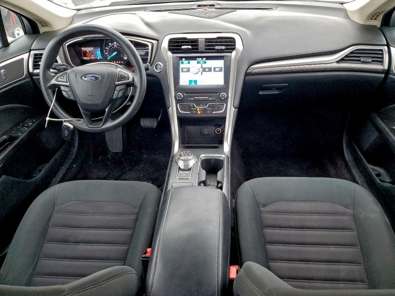 Photo 8 from auction – 2017 FORD FUSION with VIN 3FA6P0HD5HR215193