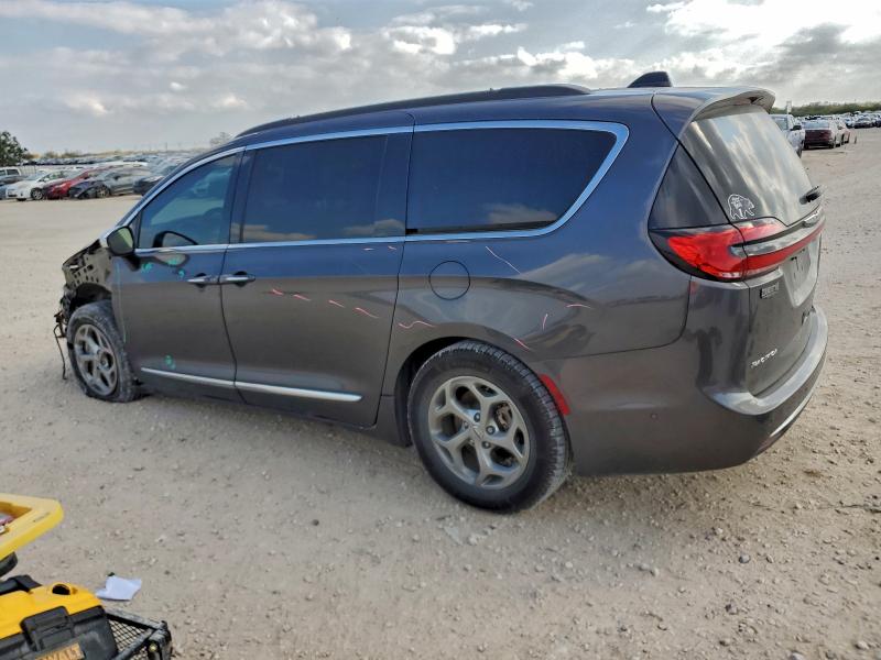 Фото 2 с аукциона – 2023 CHRYSLER PACIFICA L с VIN 2C4RC1GG0PR512297