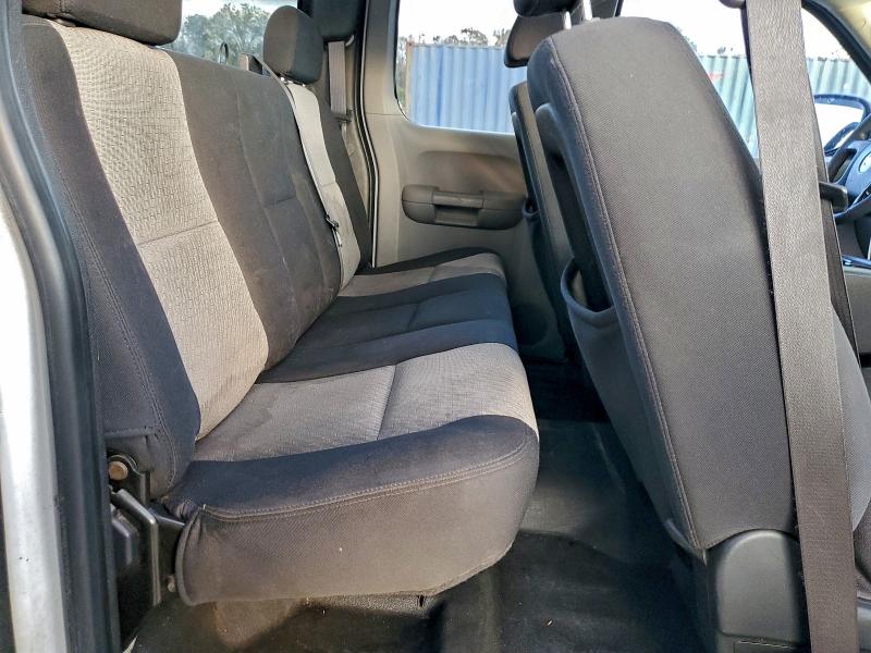 Photo 10 from auction – 2007 CHEVROLET SILVERADO with VIN 2GCEC19J671710260