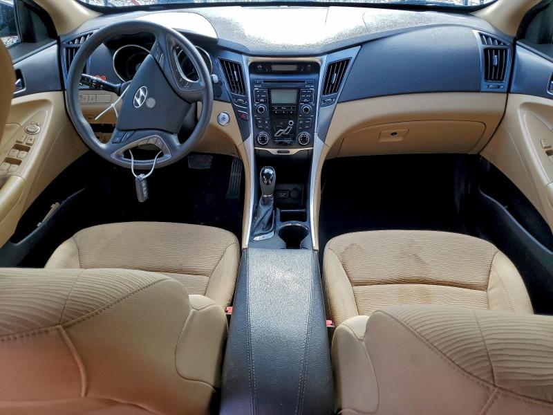 Photo 8 from auction – 2011 HYUNDAI SONATA HYB with VIN KMHEC4A43BA011010