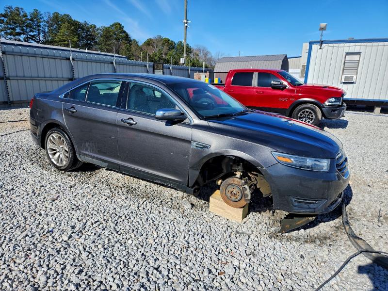 Photo 4 from auction – 2015 FORD TAURUS LIM with VIN 1FAHP2F87FG108869