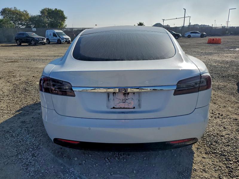 Photo 6 from auction – 2017 TESLA MODEL S with VIN 5YJSA1E29HF210664
