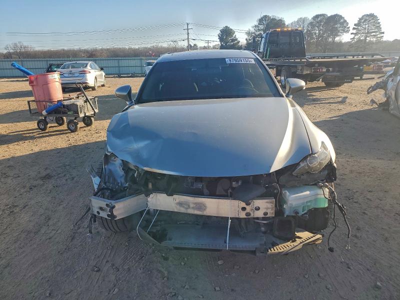 Photo 5 from auction – 2016 LEXUS IS 200T with VIN JTHBA1D21G5018056