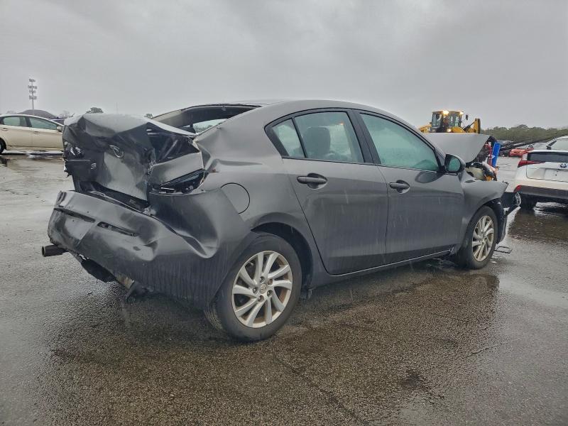 Photo 3 from auction – 2012 MAZDA 3 with VIN JM1BL1V86C1679761