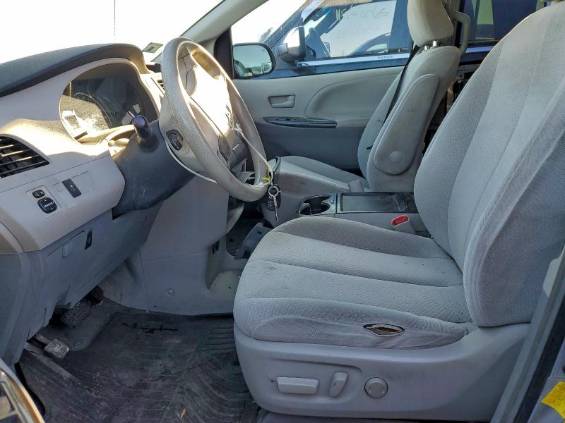 Photo 7 from auction – 2011 TOYOTA SIENNA with VIN 5TDKK3DC2BS144643