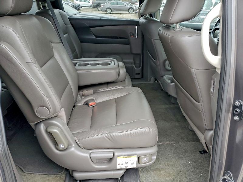 Photo 11 from auction – 2016 HONDA ODYSSEY with VIN 5FNRL5H67GB138473