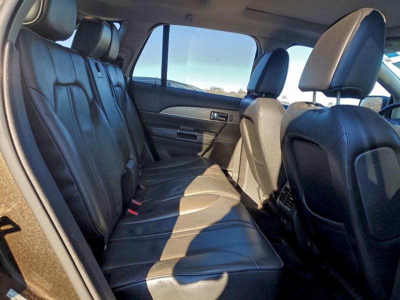 Photo 11 from auction – 2011 LINCOLN MKX with VIN 2LMDJ8JK4BBJ07745