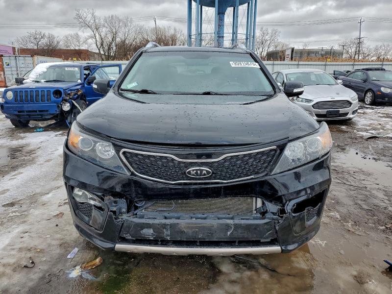 Photo 5 from auction – 2012 KIA SORENTO SX with VIN 5XYKWDA22CG286642