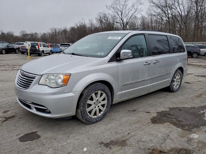 Photo 1 from auction – 2012 CHRYSLER TOWN & COU with VIN 2C4RC1CG7CR266297