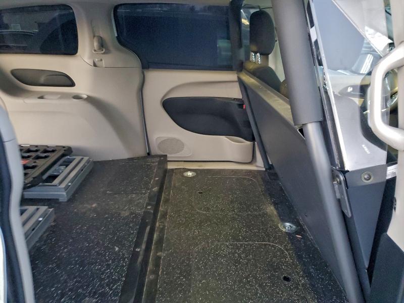 Photo 11 from auction – 2024 CHRYSLER VOYAGER LX with VIN 2C4RC1CG9RR190980