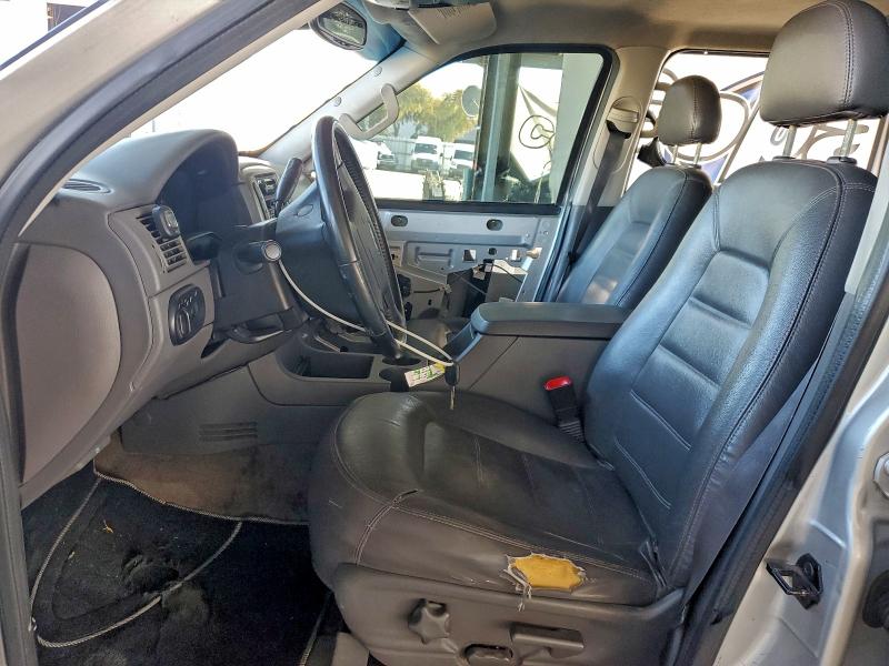 Photo 7 from auction – 2003 FORD EXPLORER X with VIN 1FMZU63K93UC77654