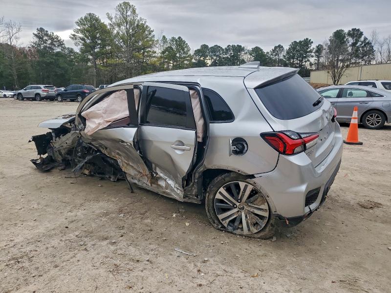 Photo 2 from auction – 2021 MITSUBISHI OUTLANDER with VIN JA4APVAU9MU030296