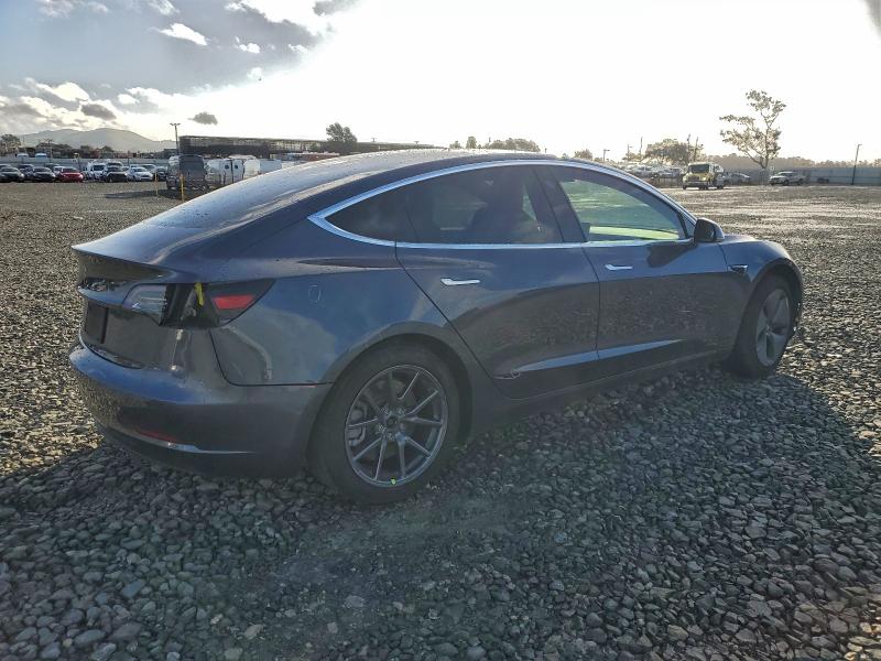 Photo 3 from auction – 2019 TESLA MODEL 3 with VIN 5YJ3E1EA3KF298540
