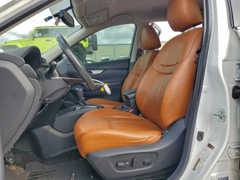 Photo 7 from auction – 2017 NISSAN ROGUE S with VIN 5N1AT2MT2HC881298