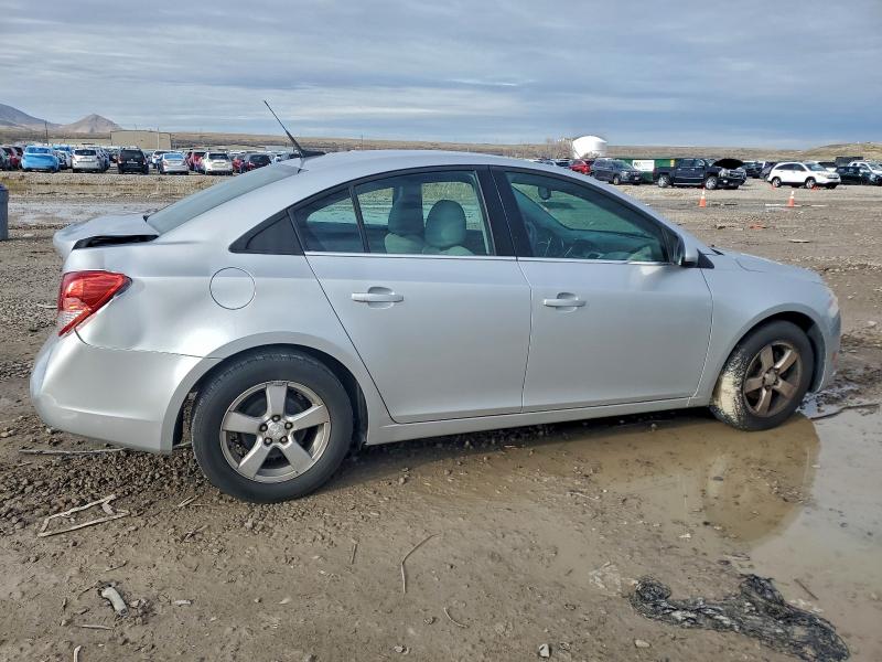 Photo 3 from auction – 2014 CHEVROLET CRUZE with VIN 1G1PC5SB8E7119603