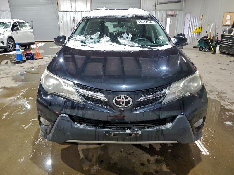 Photo 5 from auction – 2013 TOYOTA RAV4 XLE with VIN 2T3RFREVXDW044832