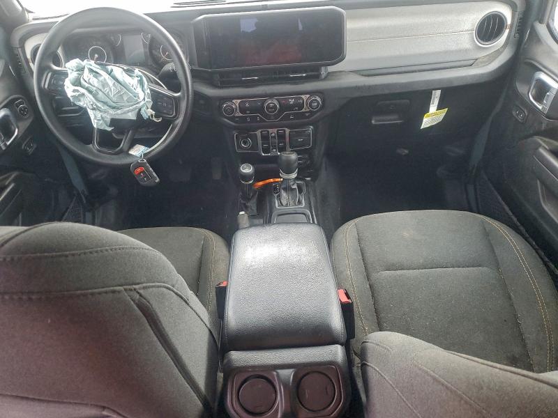Photo 8 from auction – 2024 JEEP GLADIATOR with VIN 1C6HJTAG5RL133529