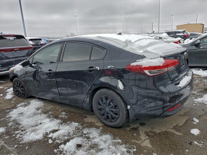 Photo 2 from auction – 2017 KIA FORTE LX with VIN 3KPFK4A76HE099420