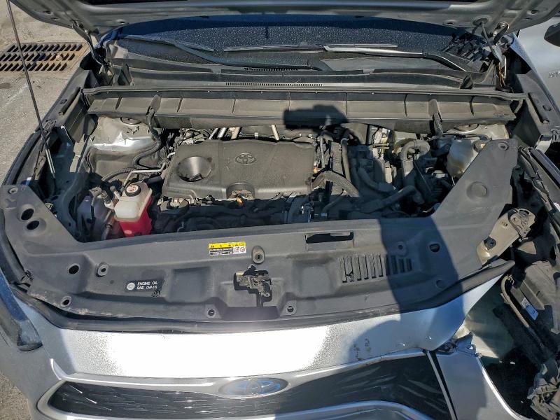 Zdjęcie 11 z aukcji – 2021 TOYOTA HIGHLANDER z VIN 5TDGARAH8MS009486