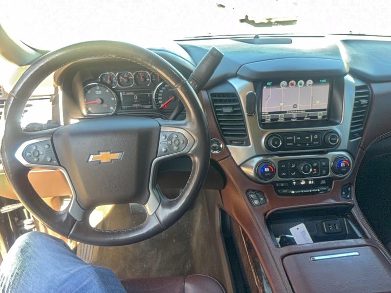 Photo 9 from auction – 2016 CHEVROLET SUBURBAN C with VIN 1GNSCJKC0GR176346