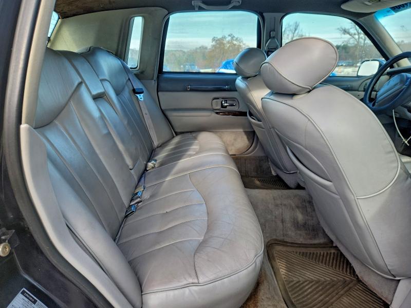 Photo 10 from auction – 1997 LINCOLN TOWN CAR E with VIN 1LNLM81W4VY686910