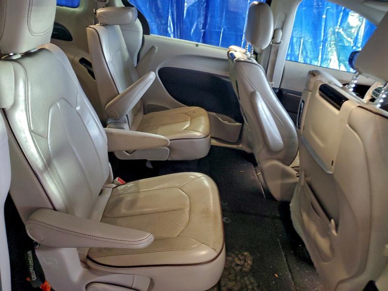 Photo 11 from auction – 2017 CHRYSLER PACIFICA with VIN 2C4RC1GG4HR812281