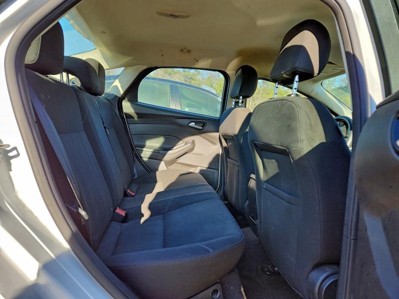 Photo 10 from auction – 2017 FORD FOCUS SE with VIN 1FADP3F25HL240782