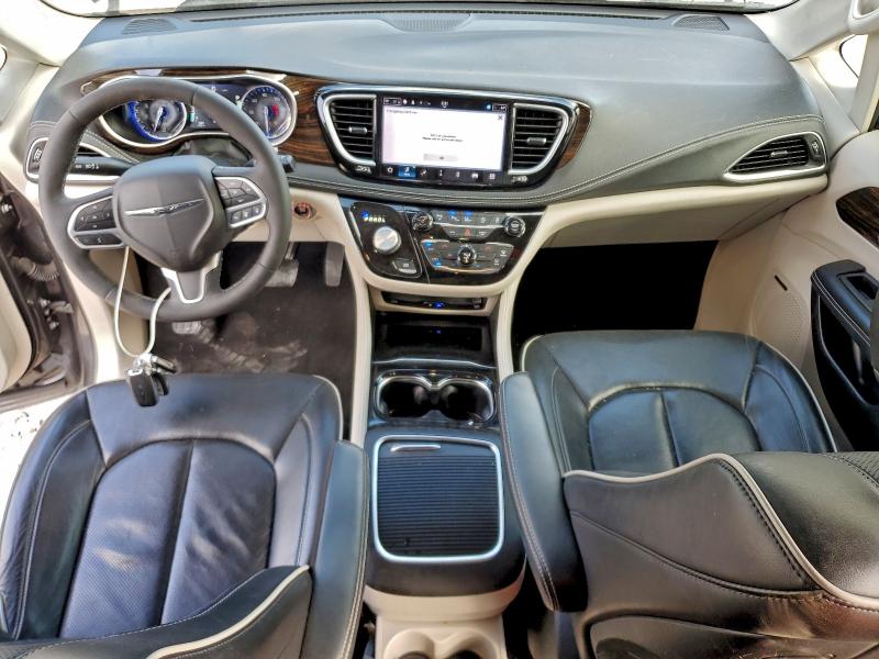 Фото 8 с аукциона – 2023 CHRYSLER PACIFICA L с VIN 2C4RC1GG0PR512297