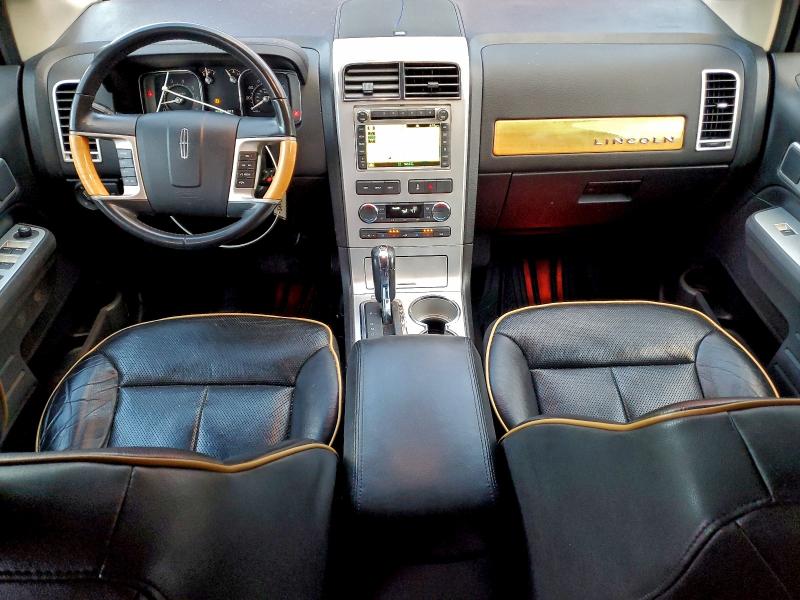 Photo 8 from auction – 2010 LINCOLN MKX with VIN 2LMDJ8JC1ABJ00582