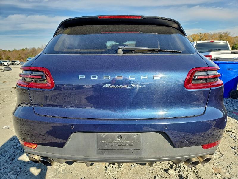 Photo 6 from auction – 2016 PORSCHE MACAN S with VIN WP1AB2A53GLB56321