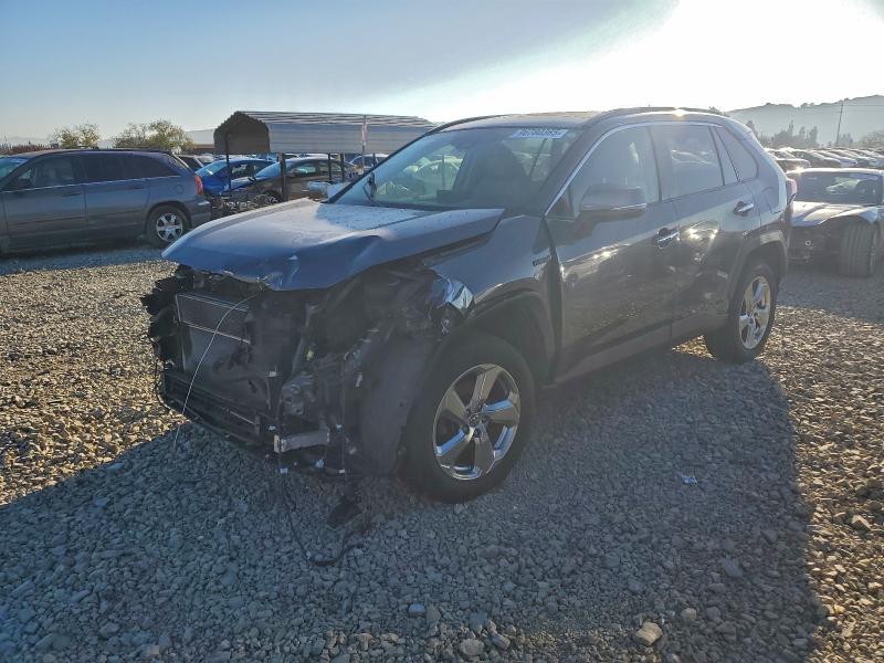 TOYOTA RAV4 LIMIT 2019 with VIN JTMDWRFV2KD523085 - Photo from auction