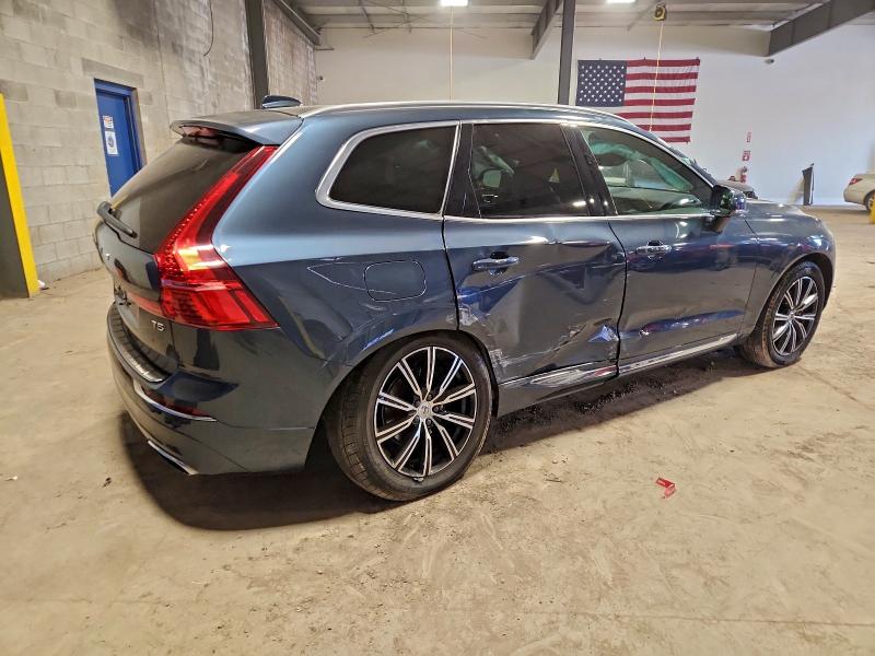 Photo 3 from auction – 2021 VOLVO XC60 with VIN YV4102DL4M1813715