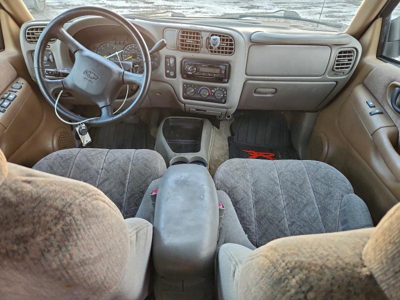 Photo 8 from auction – 2000 CHEVROLET BLAZER with VIN 1GNCS13W2Y2217036