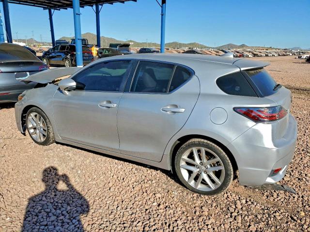 Photo 2 from auction – 2015 LEXUS CT 200 with VIN JTHKD5BH4F2221139