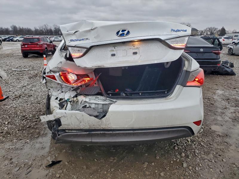 Photo 6 from auction – 2015 HYUNDAI SONATA HYB with VIN KMHEC4A49FA134591