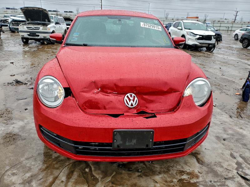 Photo 5 from auction – 2012 VOLKSWAGEN BEETLE with VIN 3VWJP7AT7CM601602