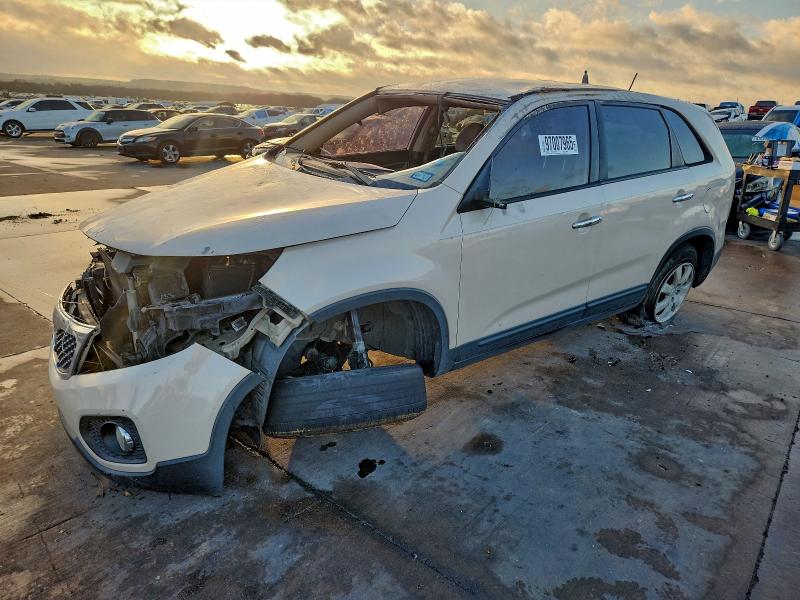 KIA SORENTO BA 2011 with VIN 5XYKT3A18BG104418 - Photo from auction