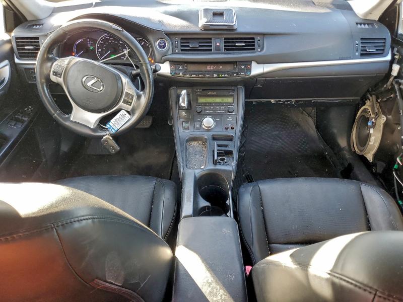 Photo 8 from auction – 2011 LEXUS CT 200 with VIN JTHKD5BH4B2042061
